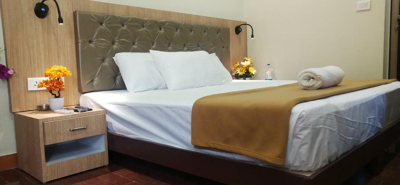Amutham Residency Hotel Tiruchirappalli Buitenkant foto