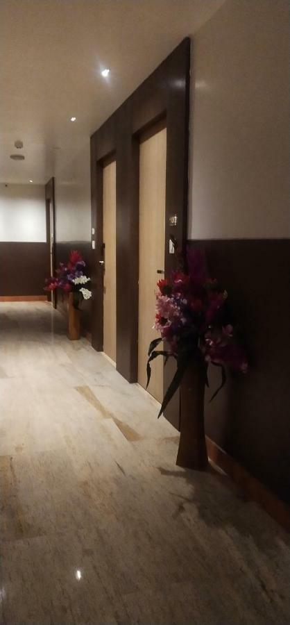 Amutham Residency Hotel Tiruchirappalli Buitenkant foto