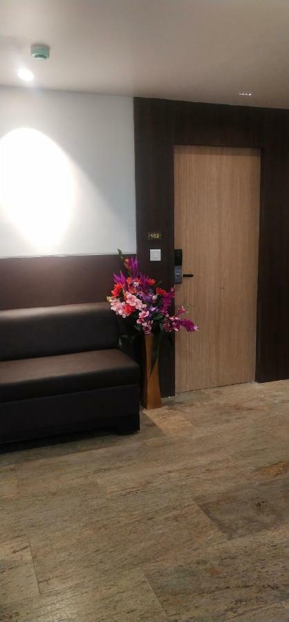 Amutham Residency Hotel Tiruchirappalli Buitenkant foto